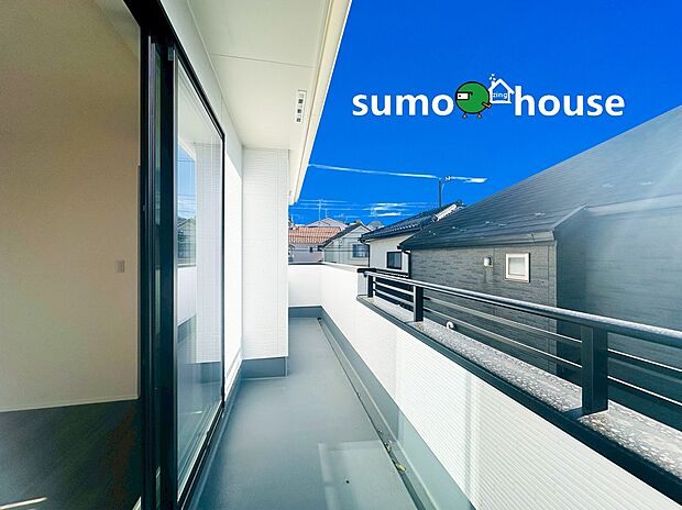 【落ち着いた住環境】毎日のお散歩も快適な緑に恵まれた閑静な住宅地は、伸び伸びスローライフを叶えてくれます。自然豊富な季節の移ろいを身近に感じられる環境で子育てすれば、お子様もきっと素直に成長してくれるはずです！