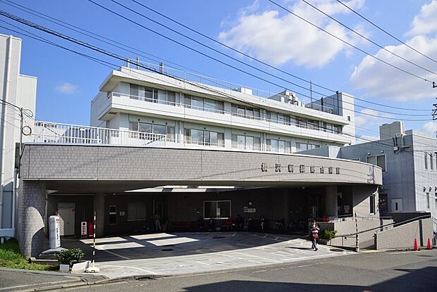 医療法人社団三喜会横浜新緑総合病院(約750m)