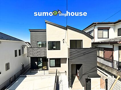 南道路に面した駐車並列2台可能な新築デザイナーズ住宅！