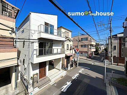 洗練されたデザインと設備を搭載したデザイナーズ住宅