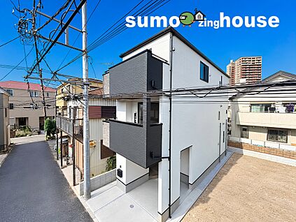川崎駅徒歩11分の希少な新築デザイナーズ住宅