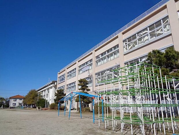 木更津市立第二小学校（約1,100m）
