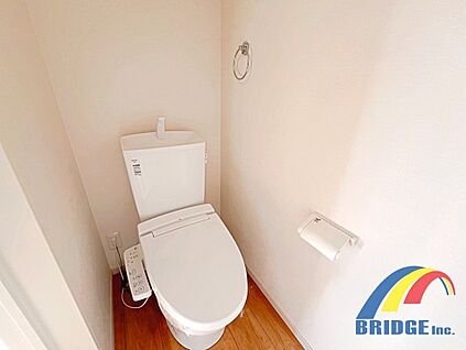 ウォシュレット機能付きトイレ