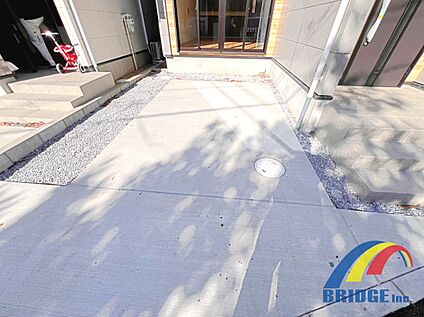 駐車スペース1台（3号棟）