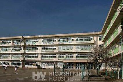 町田市立成瀬台小学校 220m