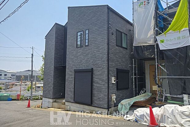 【外観】写真や資料だけでは伝わらない、現地ならではの魅力も丁寧にご案内いたします。実際に足を運んで、光や風、周辺環境の心地よさをぜひご体感ください。