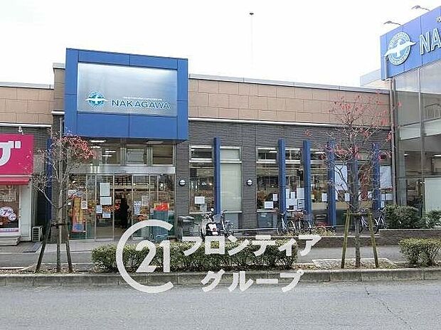 スーパーストアナカガワ東香里店(約570m)