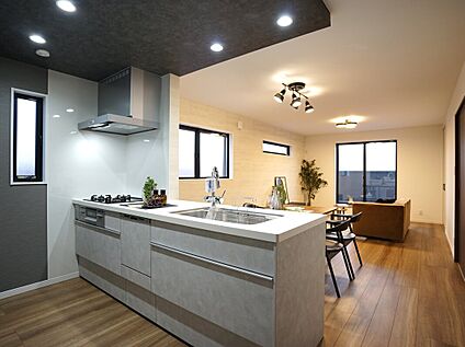 同仕様画像（キッチン）