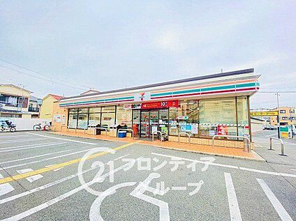 セブンイレブン堺中百舌鳥団地前店 50m
