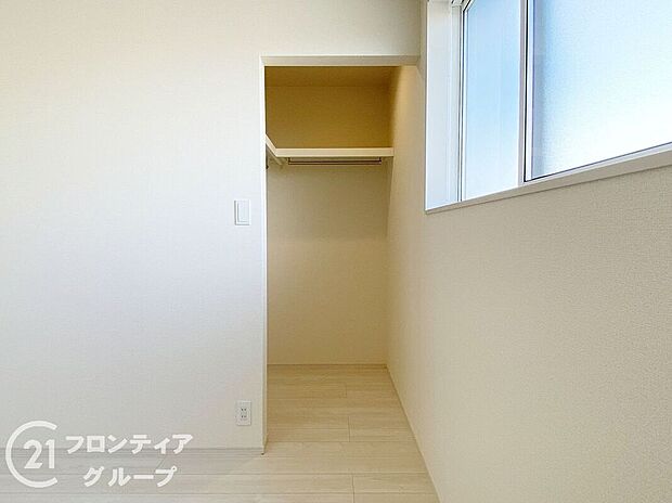 【収納】充実した収納スペースなので、お子様が大きくなって、荷物が増えてもたっぷり収納しておけますね