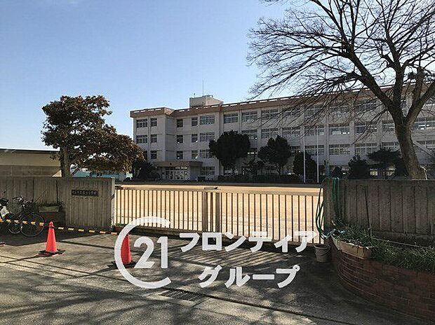 明石市立藤江小学校(約510m)