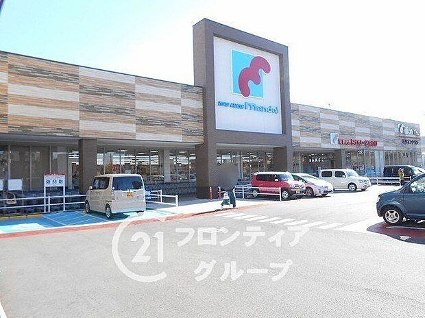 万代明石硯町店(約830m)