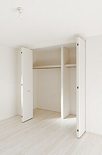 ☆☆　天井まで伸びる収納　☆☆