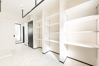 「ランドリーファミリークローゼット」