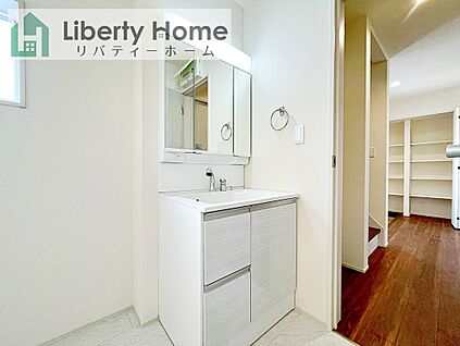 独立洗面台（5号棟）