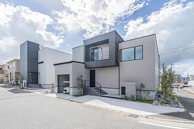 【施工事例:ガレージのある家】アーバンリゾートハウス金田2期NO1