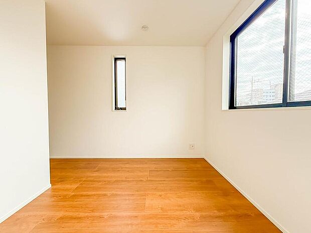 【リビング以外の居室】1号棟【洋室9.29帖】充実した生活は伸びやかな居室空間から始まります。快適に・伸びやかに。心の潤いを求める方々へ。