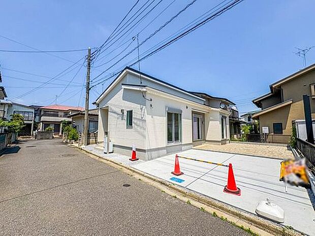 【【前面道路4.7ｍ】】車の通行が少ないので、静かな住環境を維持することができます。

