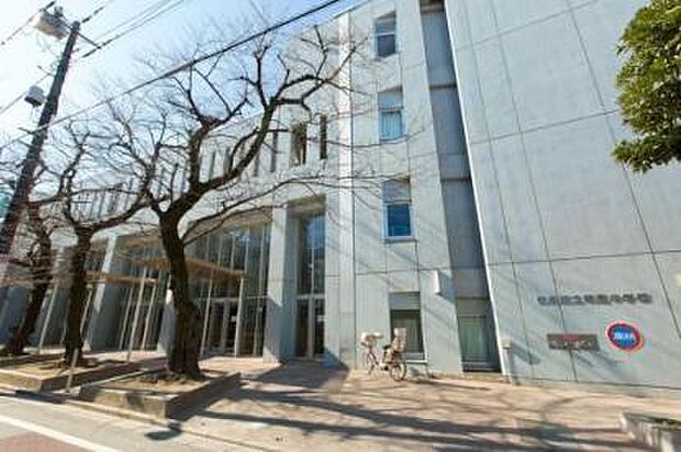 豊島区立明豊中学校(約985m)