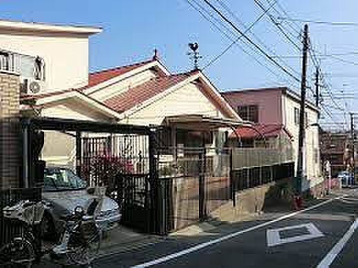 アゼィリア幼稚園（約348m）