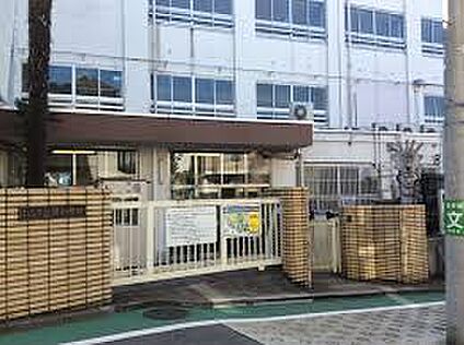 渋谷区立上原小学校 200m