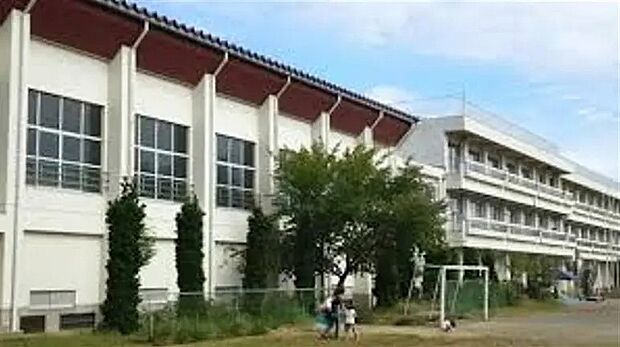 利府中学校(約2,960m)