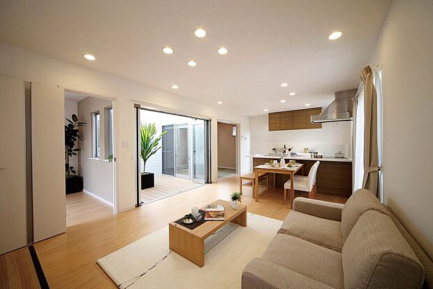 参考内観/開放感あふれるLDKと心地よくつながる空間設計。※掲載はイメージです。