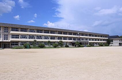 斑鳩町立斑鳩中学校 1860ｍ(徒歩24分)