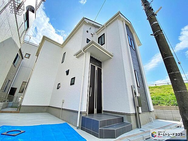 ≪現地ご案内は便利なネット予約も可能です!お気軽にお問い合わせください♪≫
当日のご見学予約も承ります。同じものは2つとない「夢のマイホーム」との出会いが待っているかもしれません。