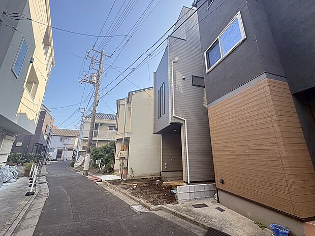 ≪内覧以外にも資金計画やライフプランに寄り添ったご提案をいたします♪≫京成押上線「八広」駅歩8分、東武伊勢崎線「東向島」駅歩13分など、徒歩圏内に複数路線駅があります◎