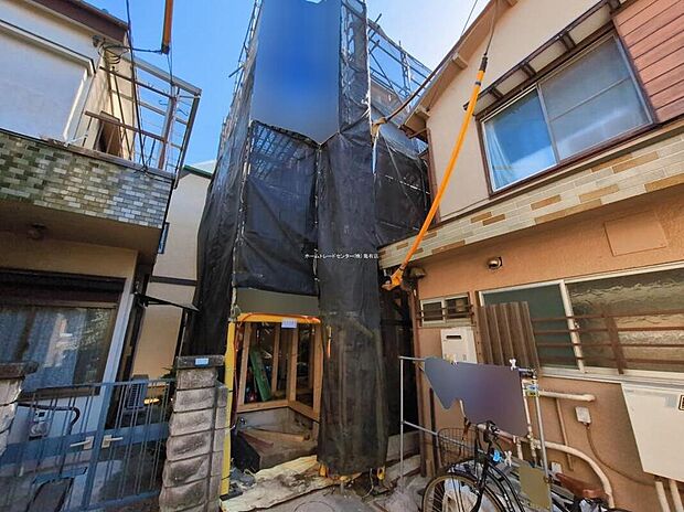 【現地外観写真】≪現地ご案内は便利なネット予約も可能です!お気軽にお問い合わせください♪≫
今なら建築中の様子をご覧になることができます!地震に強いオリジナル工法を是非お確かめ下さい♪