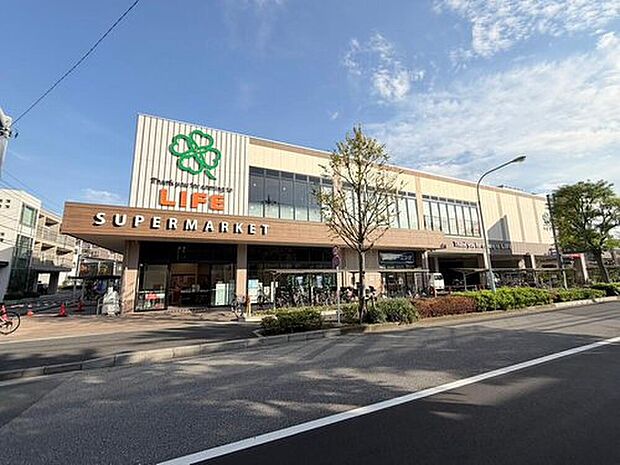 ライフ本一色店（約1,400m）