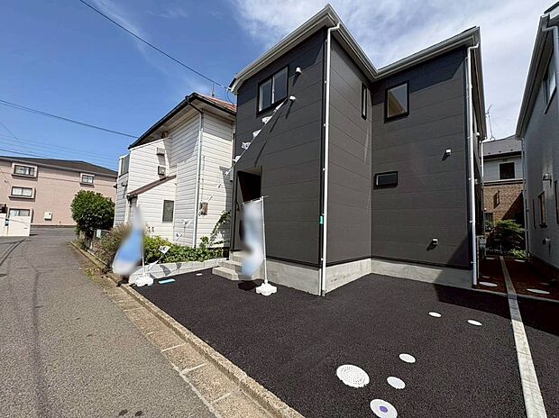 毎日のお散歩も快適な緑に恵まれた閑静な住宅地は、伸び伸びスローライフを叶えてくれます。自然豊富な季節の移ろいを身近に感じられる環境で子育てすれば、お子様もきっと素直に成長してくれるはずです!