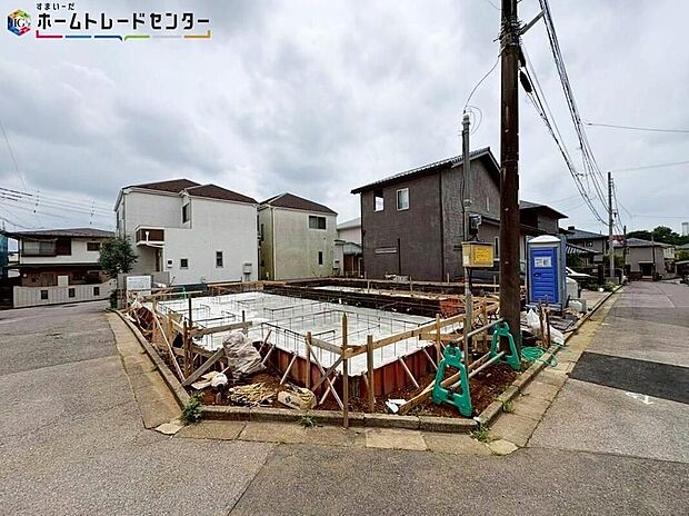 ※建築工事中(2026年7月現在)
この風景が暮らしの一部に。毎日がイキイキと笑顔溢れる暮らしの始まりです♪ぜひ一度この見晴らしを体感してみませんか♪ご内見ご希望の際はぜひお気軽にご連絡下さい♪