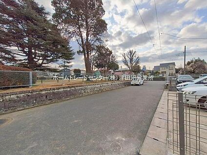 前面道路含む現地写真