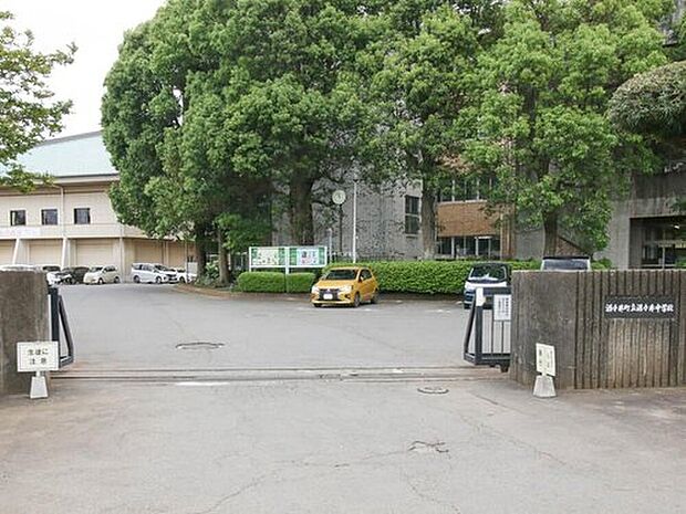 酒々井町立酒々井中学校（約1,500m）