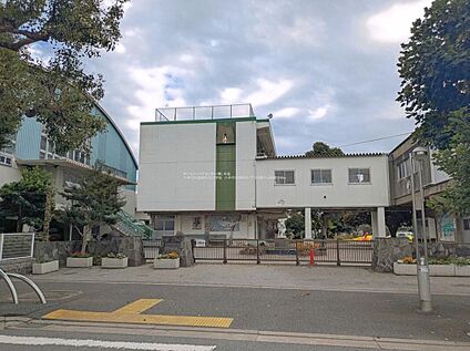 八千代市立勝田台小学校 950m(徒歩12分)