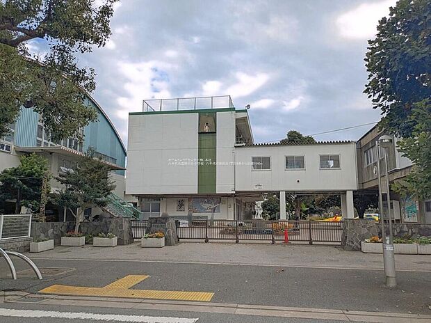 八千代市立勝田台小学校(約950m)