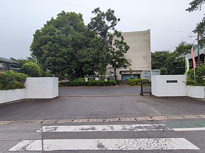 佐倉市立佐倉小学校 2100ｍ(徒歩27分)