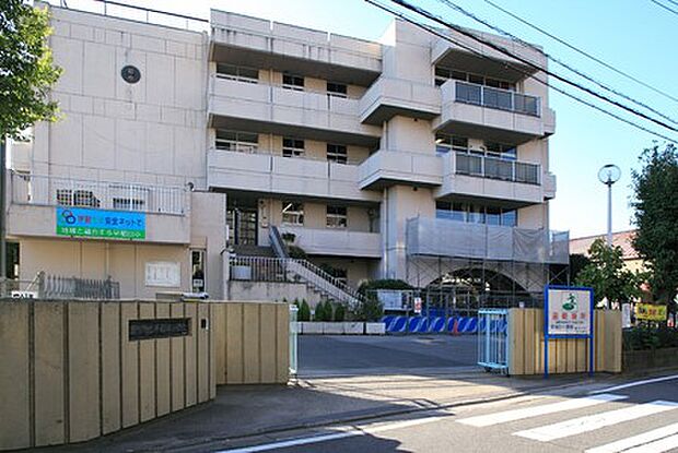 三郷市立桜小学校