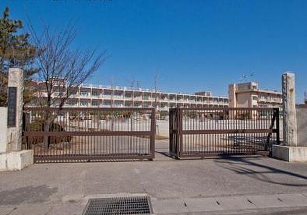 八潮市立八條小学校
