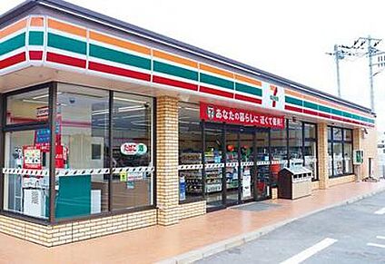 セブン-イレブン八潮２丁目店 377ｍ(徒歩5分)