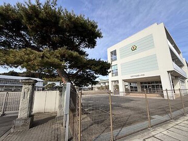 名取市立愛島小学校(約1,380m)