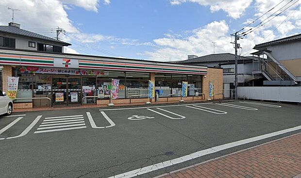 セブンイレブン合志須屋南店