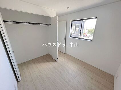 ＼多用途に使える2階洋室／