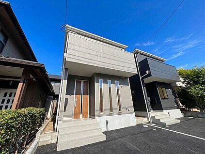 ＼堂々とした佇まいの新築戸建／