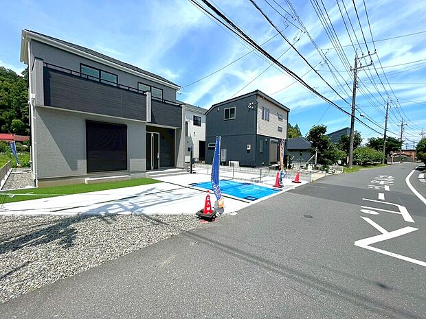新耐震の震度6~7の揺れを想定した実験でも倒壊しない、快適で地震に強い安心できる家です。一生住む家だから構造にも環境にもこだわりを。