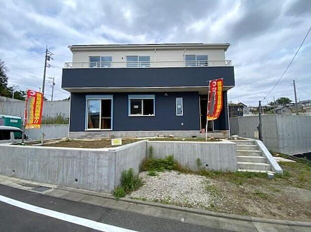 No.128
住宅ローンに関してもお任せ下さい♪
〇頭金、自己資金無しでも購入できます
〇マイカーローン、カードローンを住宅ローンでおまとめ可
〇家具、家電、引っ越し費用も借入可
〇勤続年数１年未満可