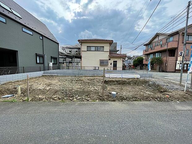 飯田グループホールディングス唯一の販売専門会社のホームトレードセンターの社員が直接、当物件をご案内いたします。見学希望、資料請求等、お気軽にお問い合わせくださいませ♪♪