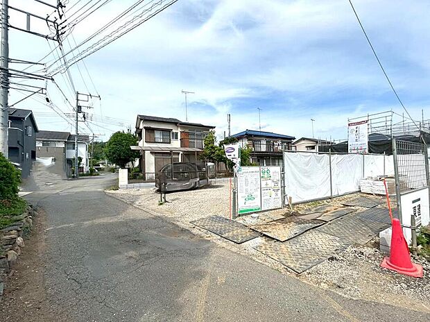 【現地外観写真】◆当日のご見学予約も承ります。ご不明点等、スタッフがしっかりと説明させていただきます!同じものは2つとない「夢のマイホーム」との出会いが待っているかもしれません!